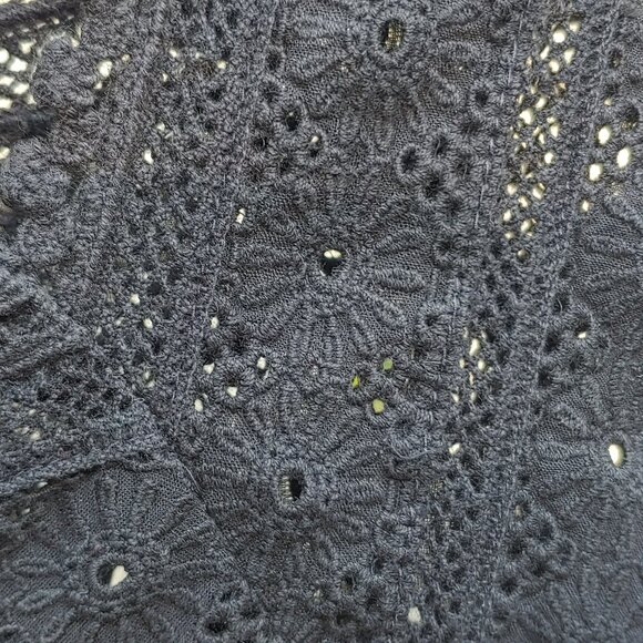 Banana Republic Lace Tank - Picture 5 of 11